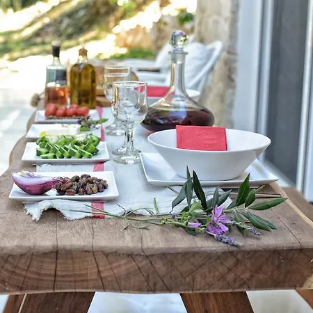 Διαμέρισμα Mavres Luxury *